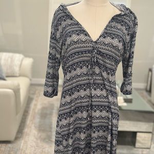 Lucy Love Women's Printed V-Neck Resort Dress